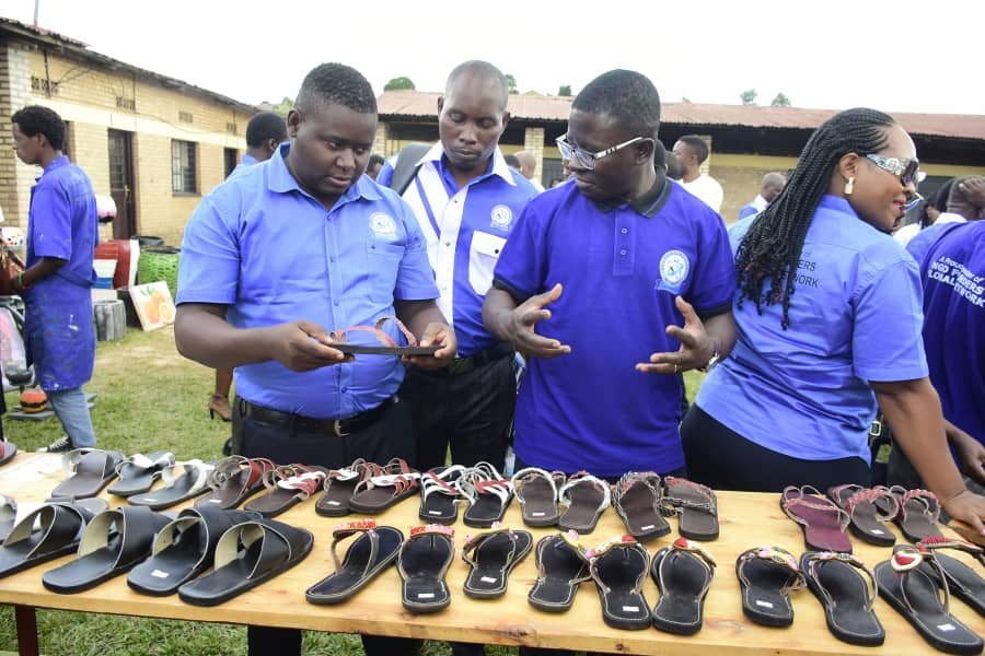 Student projects examination