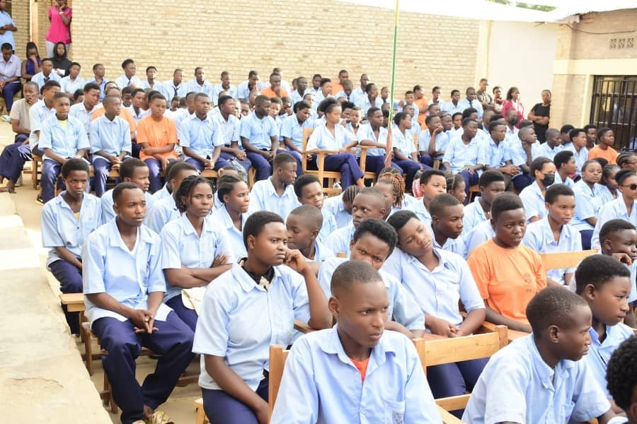 Student testimonies and lectures