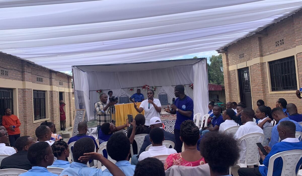Delegates board meeting in Muhanga
