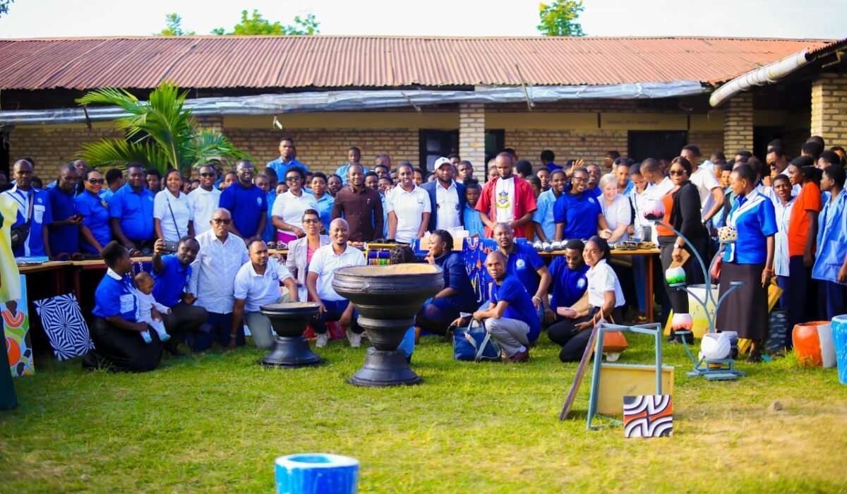 Meeting with Muhanga district heads